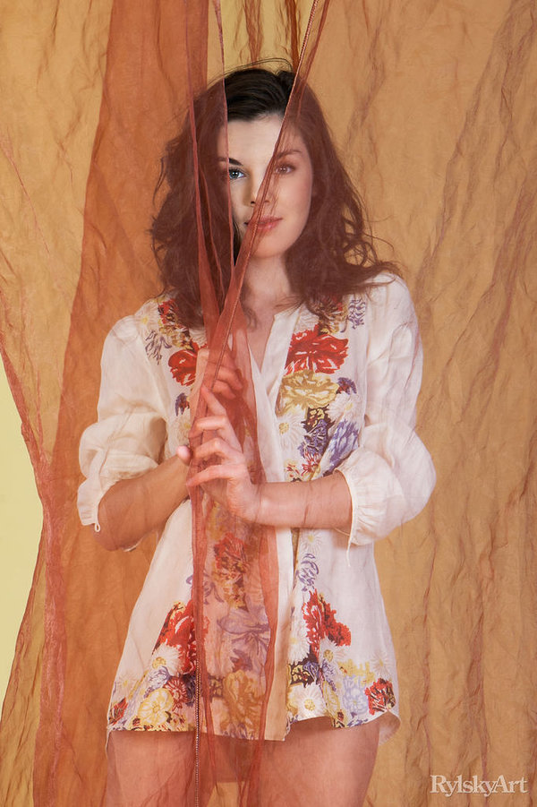 Еленка, 19 лет, 0 размер груди